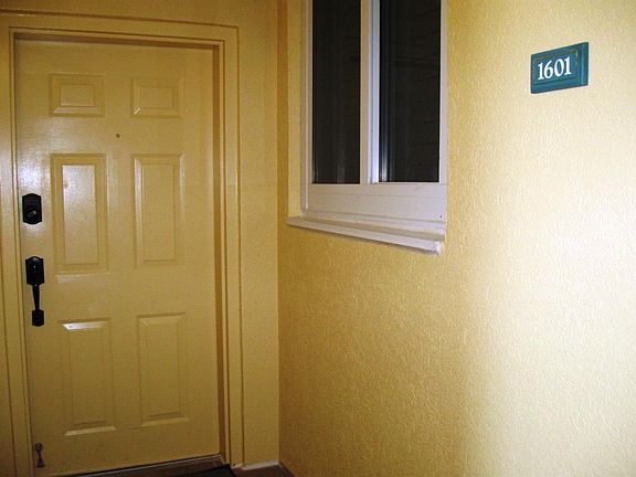 3rd image of 8477 Gulf Blvd APT 1601