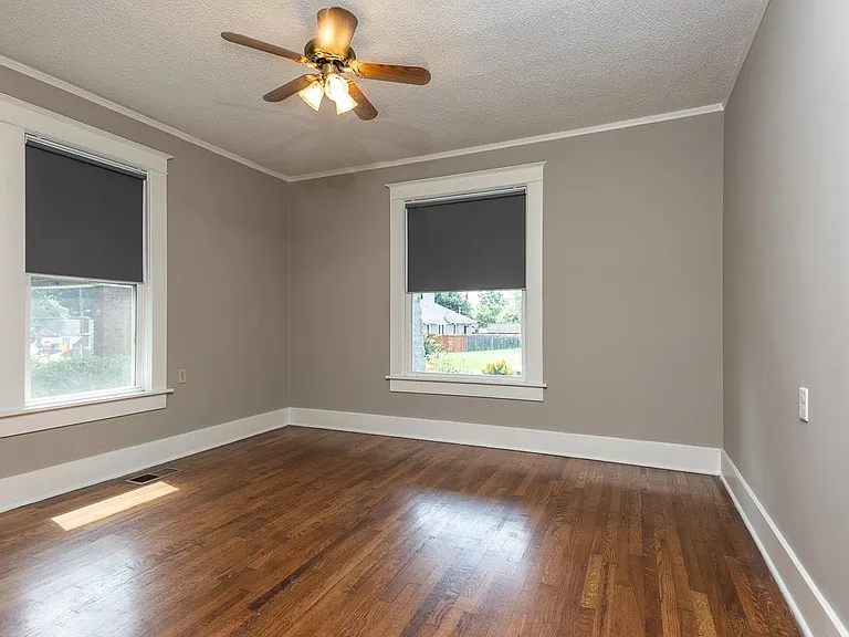1888 Manila Ave — Photo 14