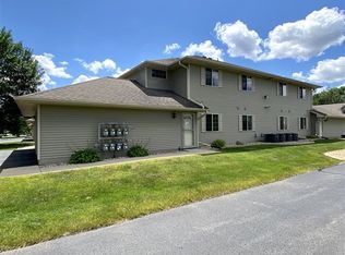 4735 N Newcastle Ln #7, Appleton, WI 54913
