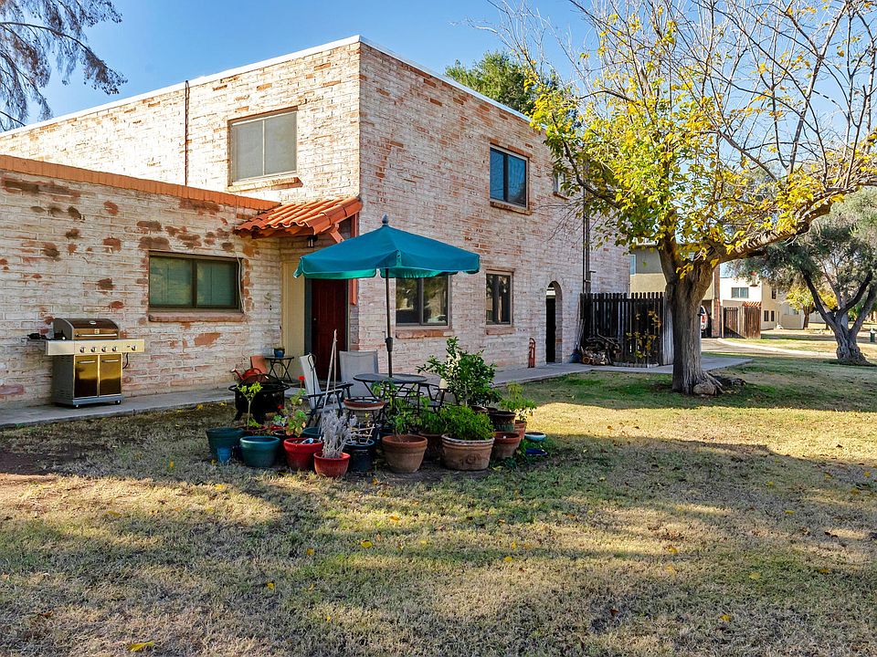 1st image of 6610 E Calle La Paz