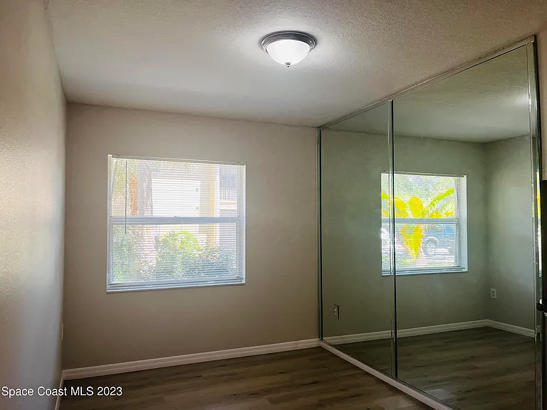 101 Summer Pl #1 — Photo 8