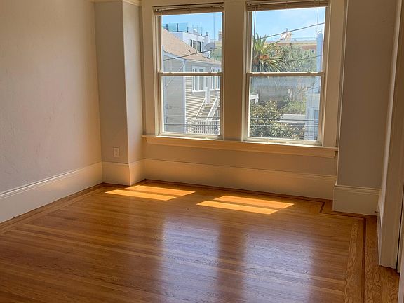 3rd image of 120 Valley St