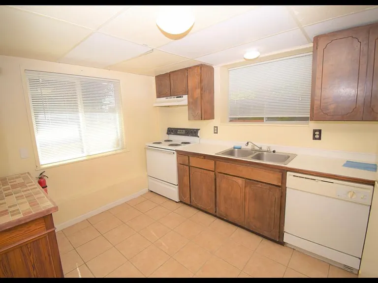 511 SW Langston Rd #B — Photo 5