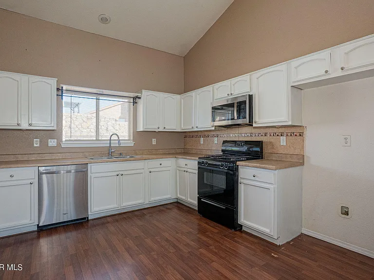 12177 Sun Arbor Pl — Photo 6