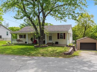 2532 Hillcrest Dr, High Ridge, MO 63049