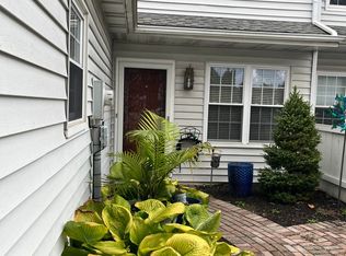 106 Spring Ridge Ct, Lancaster, PA 17601