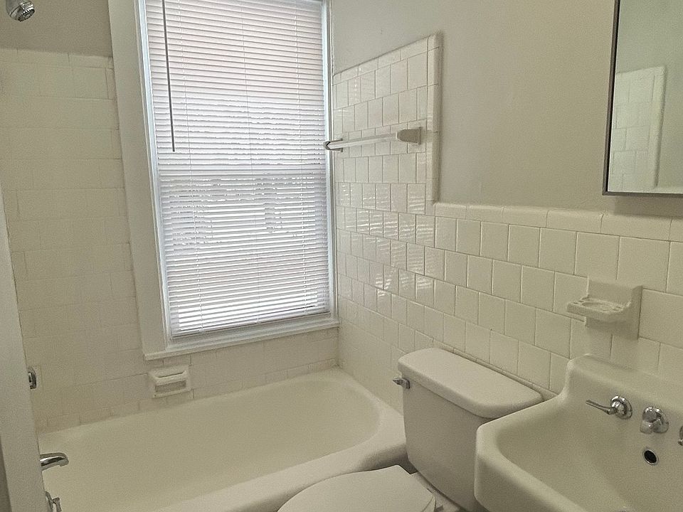 2nd image of 198 Armington St #4