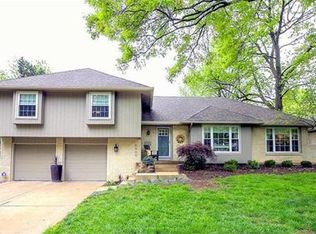 5509 W 86th St, Overland Park, KS 66207