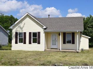 325 S Sheridan St, Edinburg, IL