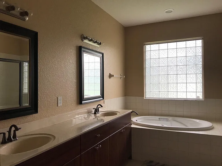 368 Eppinger Dr — Photo 11