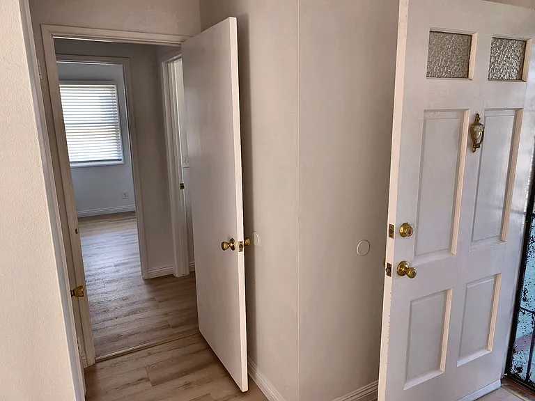12671 Jerome Ln — Photo 17