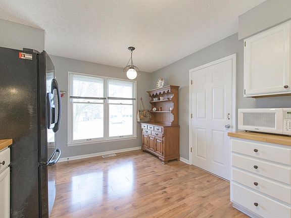 5th image of 620 Galata Dr