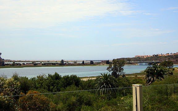Lagoon & Ocean Views