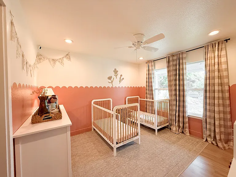 301 Temple Dr — Photo 6