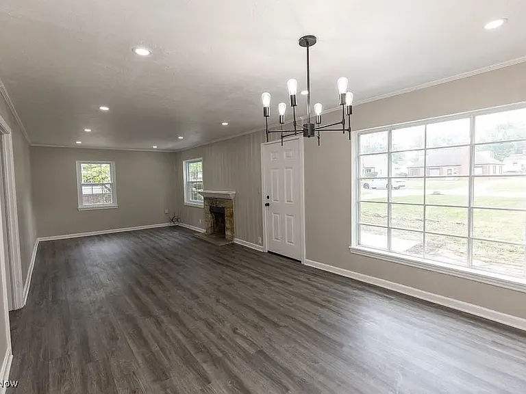 3987 Lancaster Rd — Photo 4