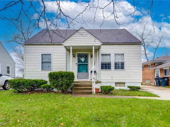 958 Carpenter St, Akron, OH 44310