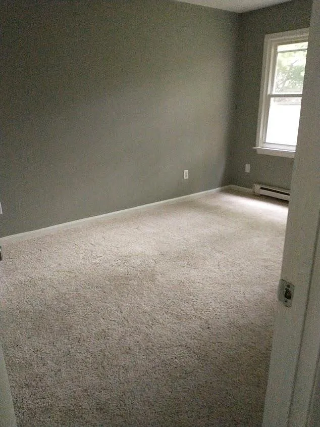 2 bed, 800 sqft, $1,300 — Photo 4