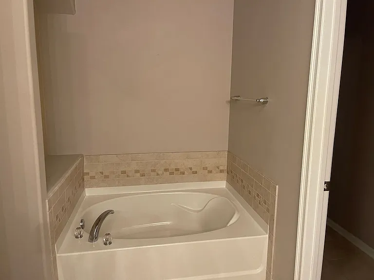 253 Durham Park Way — Photo 14