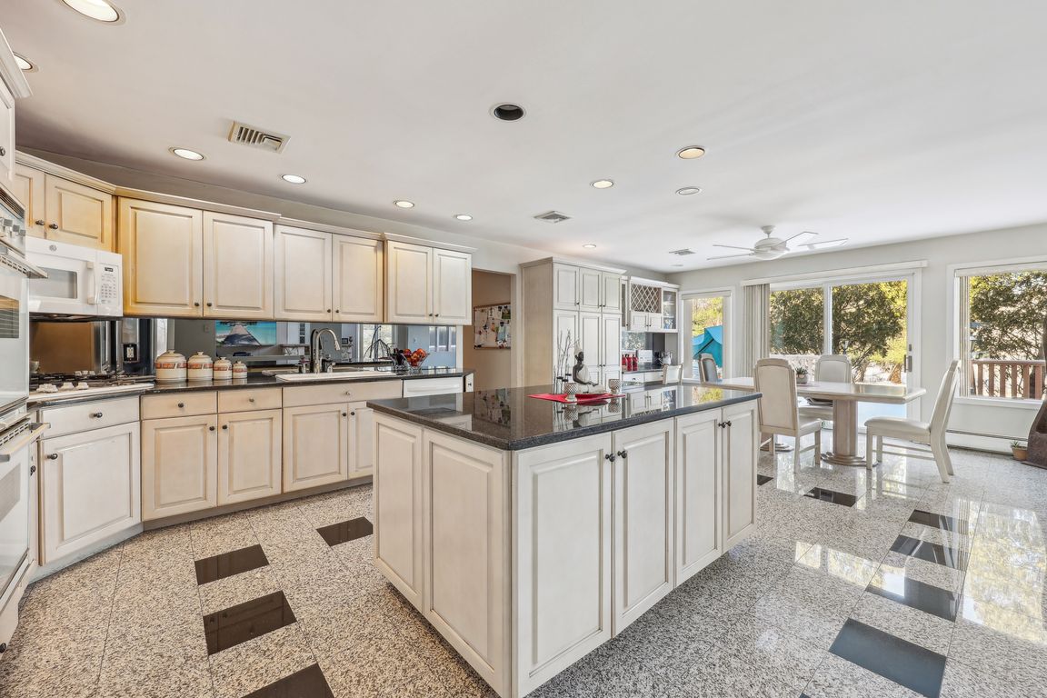Deforest Ct-016.jpg