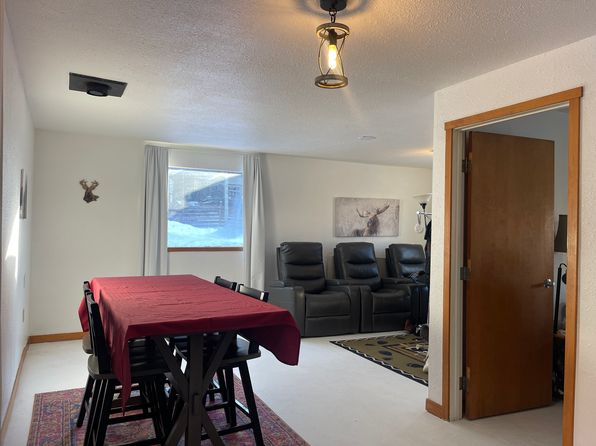 (undisclosed Address)