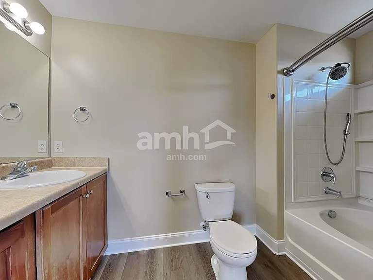 83 Ristona Dr — Photo 13