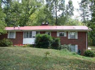 654 Rabbit Valley Rd NW, Cleveland, TN 37312