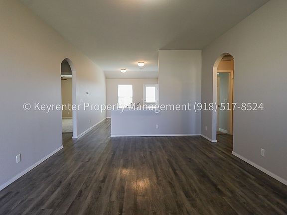 3rd image of 23918 E 115th St S