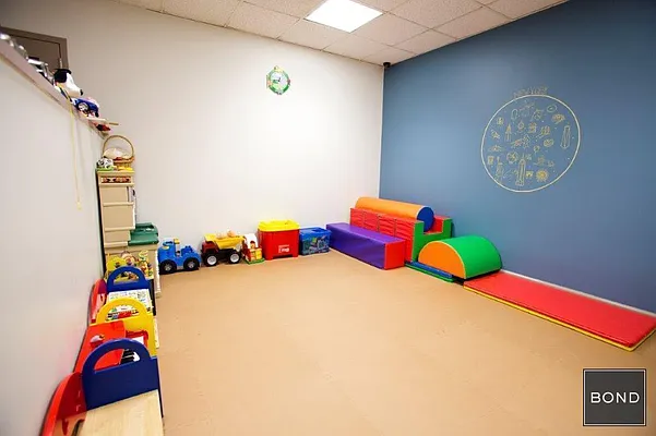 Rented by Bond New York | media 24