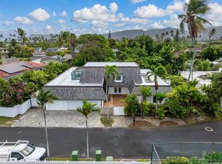 824A N Kalaheo Ave, Kailua, HI 96734