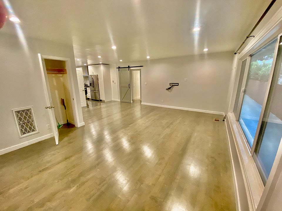 1st image of 505 N Alfred St APT 3
