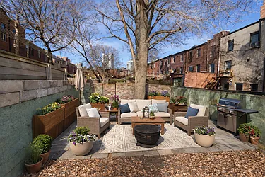 187 Bond Street, #1A