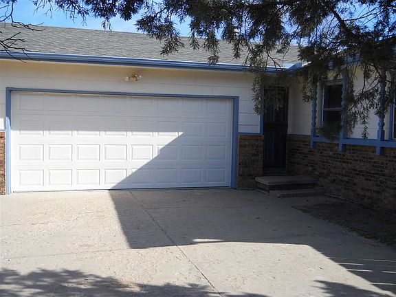 2nd image of 1011 W Summey Ave