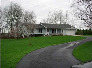 7850 Peterson St NE, Rockford, MI 49341