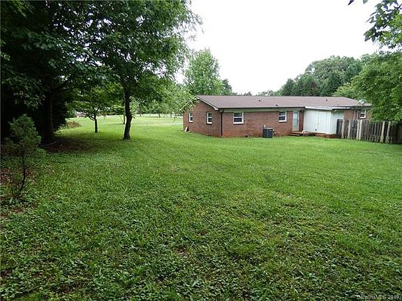 4th image of 128 Wedgeway Dr