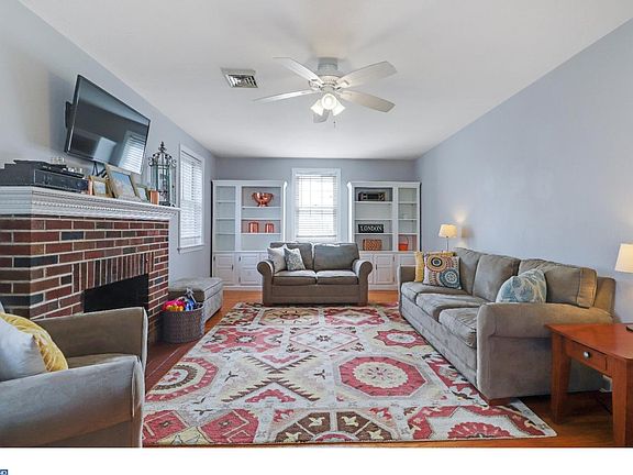 4th image of 708 Phillips Ave