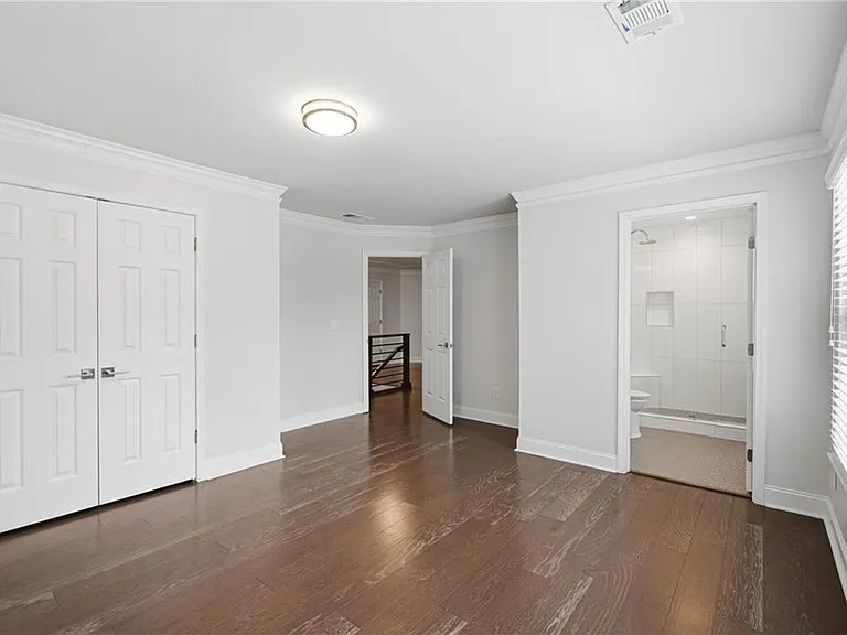 100 Cabots Cove Ct — Photo 48