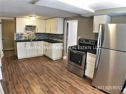 3708 McCall St #4 — Photo 3