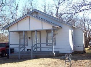 1613 W Elm Ave, Enid, OK 73703
