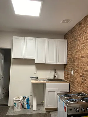 Rented by CC Managers INC | media 29