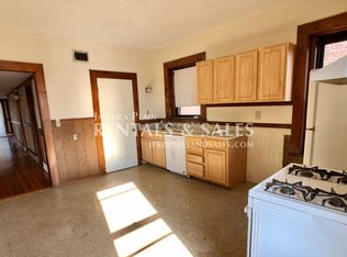3 Glen Rd, Jamaica Plain, MA 02130
