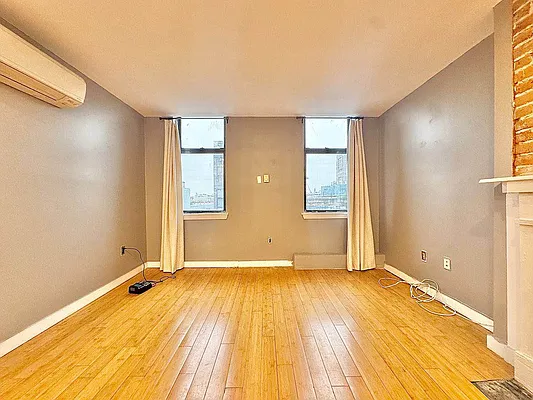 Rented by Doorway NYC, LLC | media 6