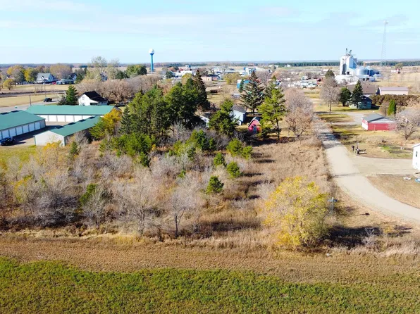 207 China St, Ottertail, MN 56571