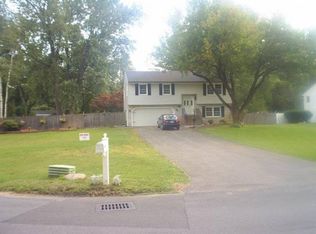 105 Sterling Rd, Schenectady, NY 12306