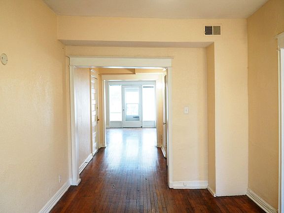 2nd image of 120 E 43rd St APT 2