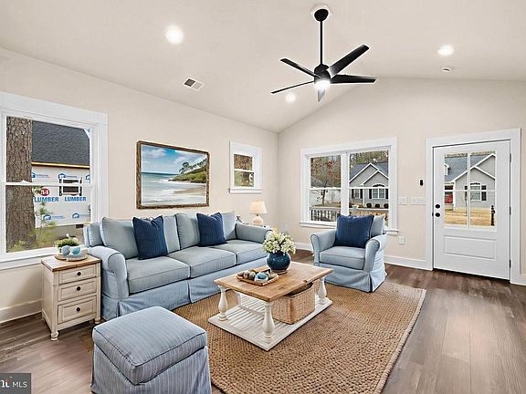 4th image of 312 9th St