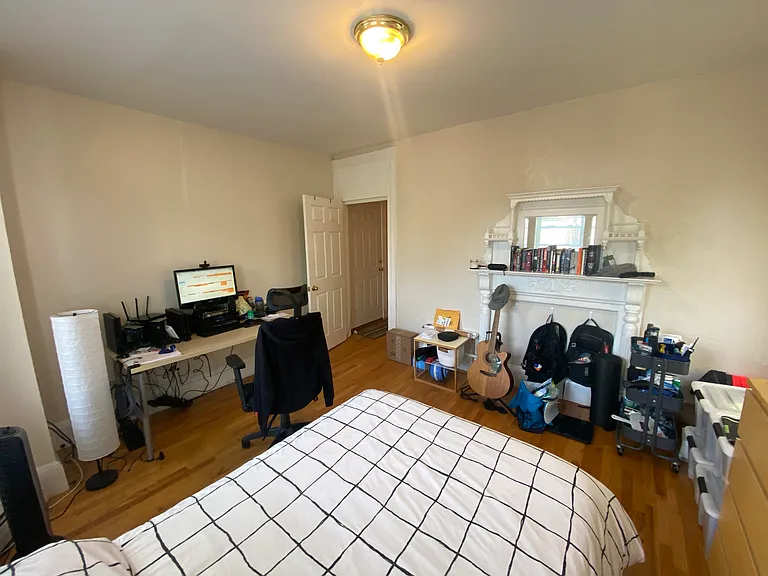 279 Pearl St #R — Photo 15