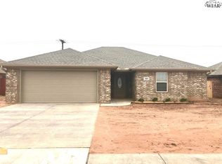 5015 Olivia Ln, Pt Lavaca, TX 77979