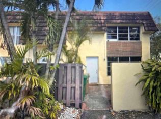 3820 SW 60th Ter #1, Davie, FL 33314
