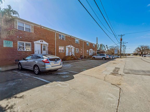 2nd image of 1315 Little Bay Ave #102