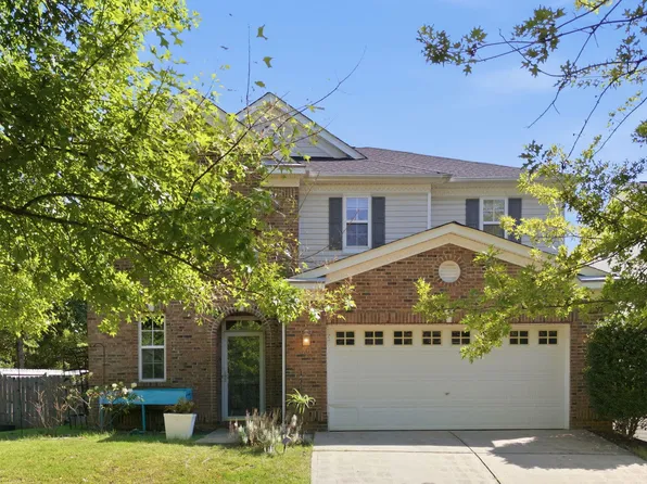 101 Amacord Way, Holly Springs, NC 27540